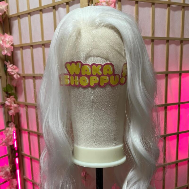 Blanco largo ondulado – Lace front